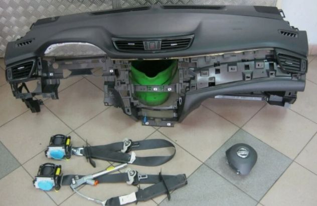 KIT AIRBAG NISSAN X-TRAIL 2017 COMPLETO DI AIR SX AIR DX CRUSCOTTO 2 CINTURE ANT
