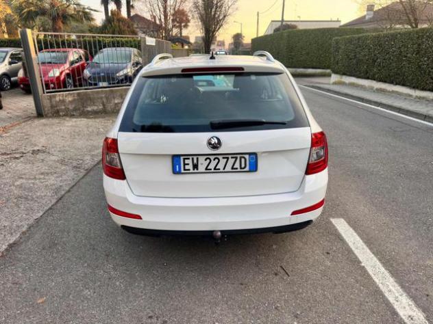 SKODA Octavia 1.6 TDI CR 105 CV DSG Wagon Elegance rif. 24078199 - Foto 4