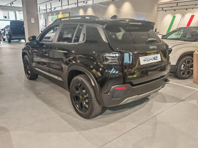 Jeep Avenger 4xe Hybrid 1.2 MHEV 4xe The North Face - Foto 6