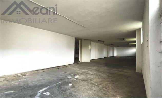 455 - VENDUTO - MAGAZZINO CON RISCALDAMENTO DI 150 MQ.CA. - Foto 3