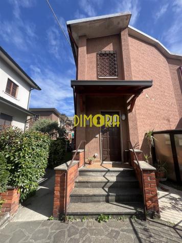 IN ESCLUSIVA SOLUZIONE SEMI INDIPENDENTE IN BIFAMILIARE VIA PASCOLI NOVATE MILANESE - Foto 2
