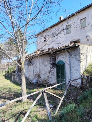 Abitazione con giardino e bosco a Poggio di Croce - Foto 9