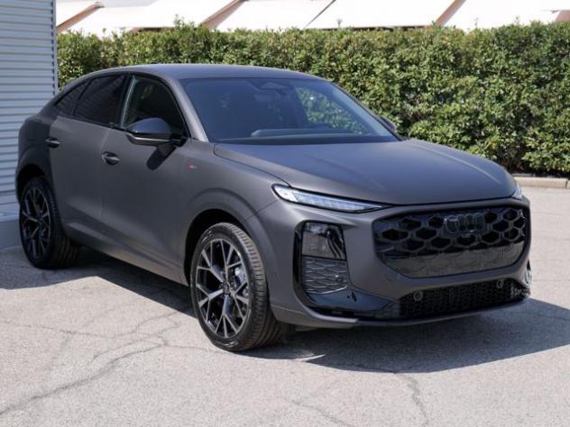 AUDI Q3 Sportback NEW 2.0 Tdi 150cv S-tr. S-line edition rif. 23958114 - Foto 4