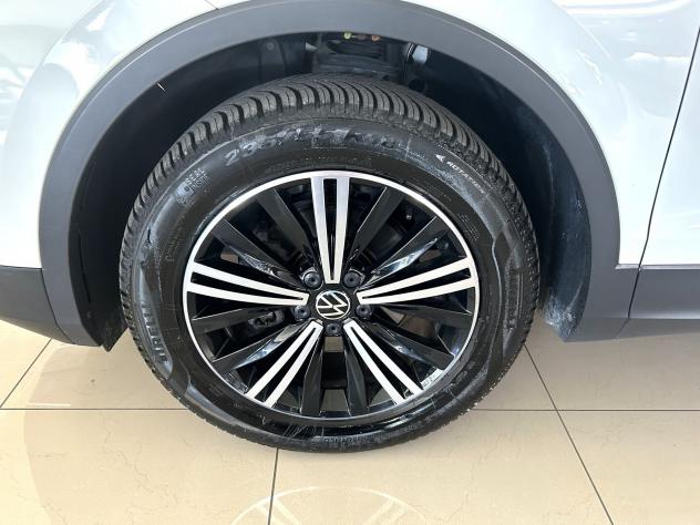 Volkswagen Tiguan 2.0 TDI 150CV Elegance DSG 4MOTION - Foto 7
