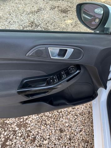 Ford Fiesta 1.4 5p. Bz.- GPL Titanium - Foto 10