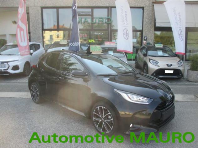 TOYOTA Yaris 1.5 Hybrid 5 porte Icon - NEOPATENTATI rif. 23980179