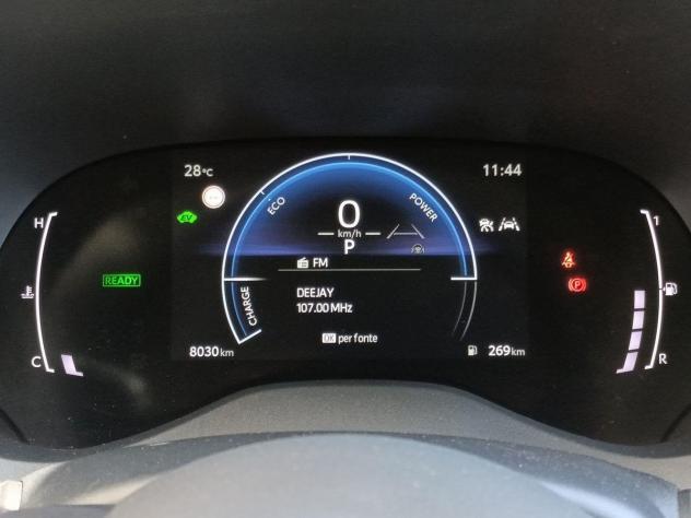 Toyota Yaris Hybrid Trend MY24 - Foto 9
