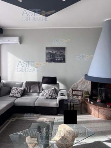 IMMOBILI-IMMOBILE RESIDENZIALE-Via Campo Cervino n.12 - Foto 3