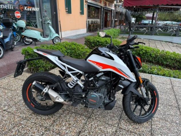 KTM 390 Duke TUTTO INCLUSO ANCHE PASSAGGIO! MINI RATE rif. 24190877 - Foto 7