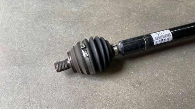 Semiasse anteriore DX Volkswagen Golf 5 1.6 benzina del 2006 (1K0407272JT) - Foto 2