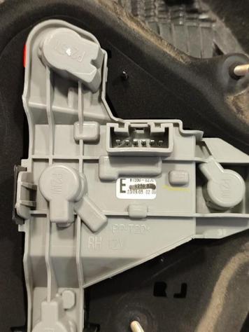 STOP FANALE POSTERIORE DESTRO TOYOTA Corolla Berlina 4° Serie 81550-0230 02-100 1NDTV (0509) - Foto 5
