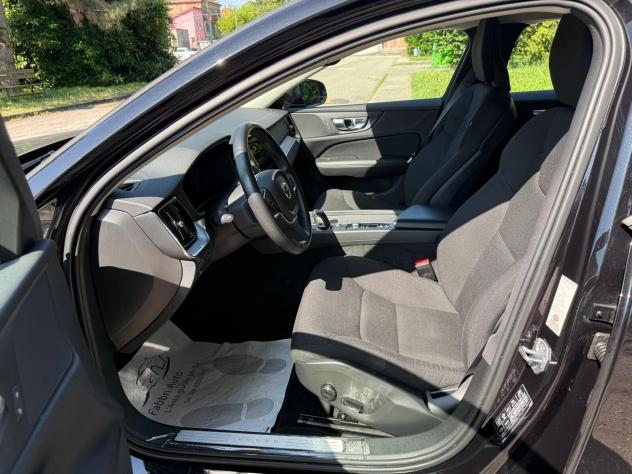 Volvo V60 B4 (d) Geartronic Momentum Pro Business PILOT ASSIST. - Foto 10