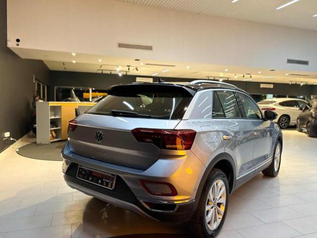 VOLKSWAGEN T-Roc 1.0 TSI R-Line rif. 24121803 - Foto 3