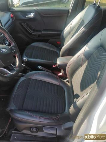 FORD Puma 1.0 EcoBoost 125 CV S&S ST-Line rif. 24112167 - Foto 6