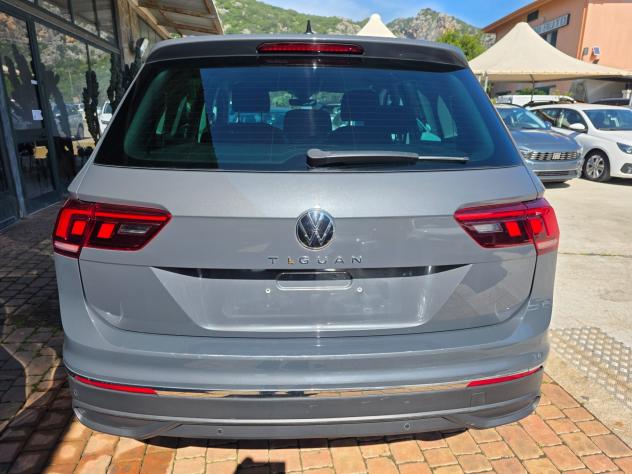 Volkswagen Tiguan 2.0 TDI 150 CV SCR DSG Elegance - Foto 3