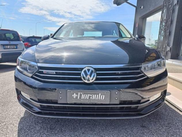VOLKSWAGEN Passat 2.0 TDI SCR 190 CV 4MOTION DSG Executive BMT rif. 23987500