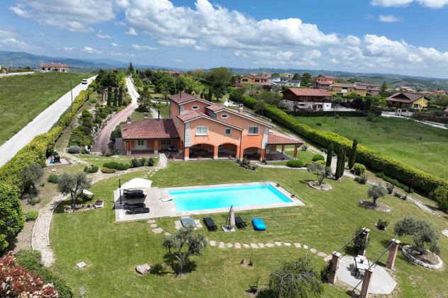 Oratino, il richiamo delle colline Molisane