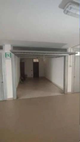 Immobile in asta di 81 m², box auto in vendita a Paese - Foto 9