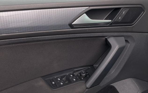 Volkswagen Tiguan Life 2.0 TDI 150CV DSG - Foto 9