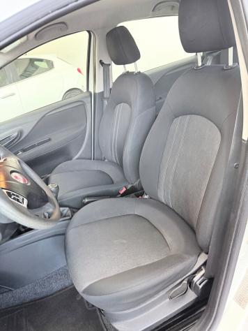 Fiat Punto 1.3 MJT II S&S 85 CV 5 porte ECO Lounge - Foto 9