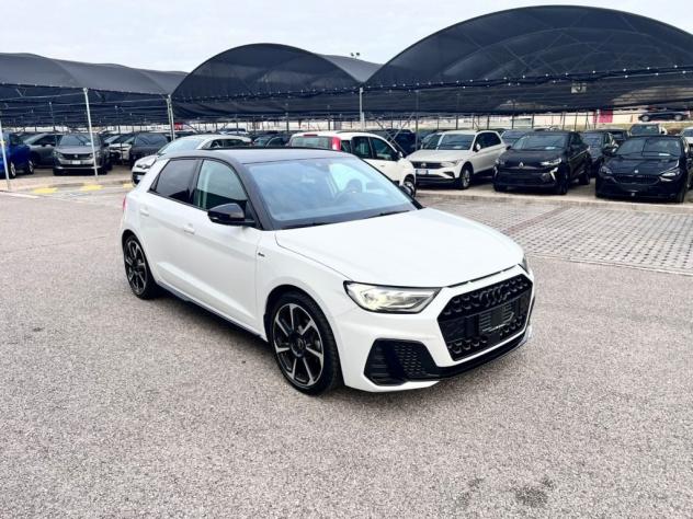 Audi A1 SPB 30 TFSI S tronic S line edition / Black Pack - Foto 2