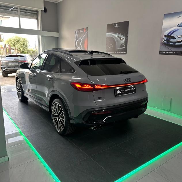 Audi Q5 Sportback 40 TDI S Line Edition Carbon Look Identity Black Full Optional - Foto 6