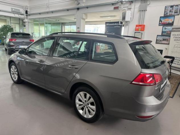 VOLKSWAGEN Golf Variant 1.6 TDI 110 CV Comfortline BlueMotion Tech. rif. 24126908 - Foto 4