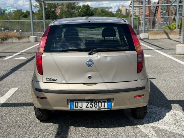 FIAT PUNTO 3A SERIE anno 2007 - Foto 3