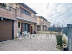 Villa di 146 m² con 5 locali e box auto in vendita a Caselle Lurani