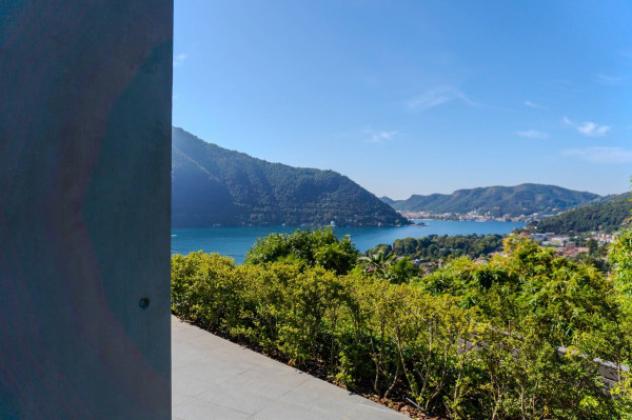 Villa di 400 m² con più di 5 locali e box auto doppio in vendita a Como - Foto 17