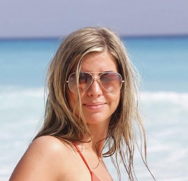 Donna di Terni, 36 anni.  Fisico Magro Tel: