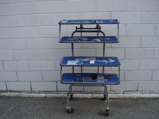 Carrello con Mensole