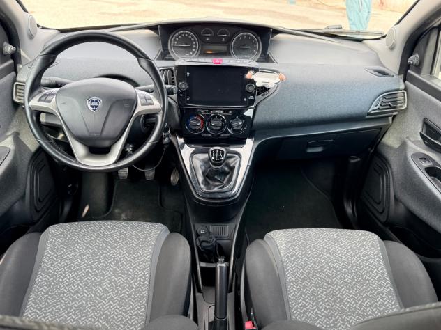 Lancia Ypsilon 1.2 69 CV 5 porte GPL Ecochic Elefantino Blu - Foto 10