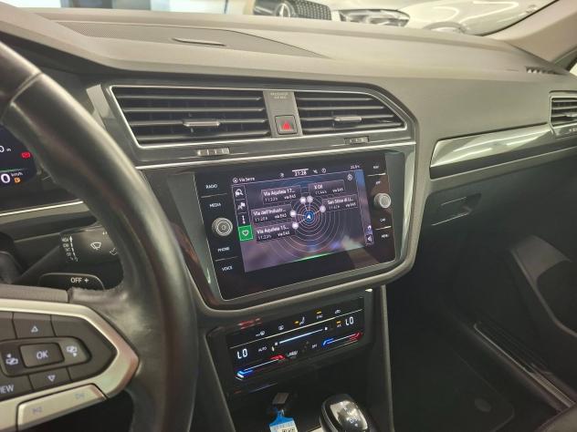 Volkswagen Tiguan 2.0 TDI 150 CV SCR DSG Elegance - Foto 7