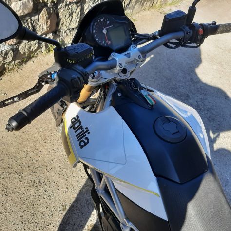 Aprilia Dorsoduro 750 ABS - Foto 2