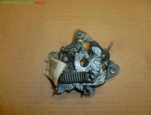 SERRATURA COFANO ANT. FIAT 500 (3P)  Carrozzeria  Lamierati esterni  Cofano  Serratura cofano FIAT - 500 - 01-07-2007 - 01-06-2015, FIAT - 500 / 500 C