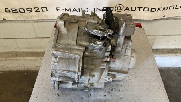 Cambio manuale Volkswagen Caddy 2.0TDI 4x4 del 2015 (NFQ) - Foto 5