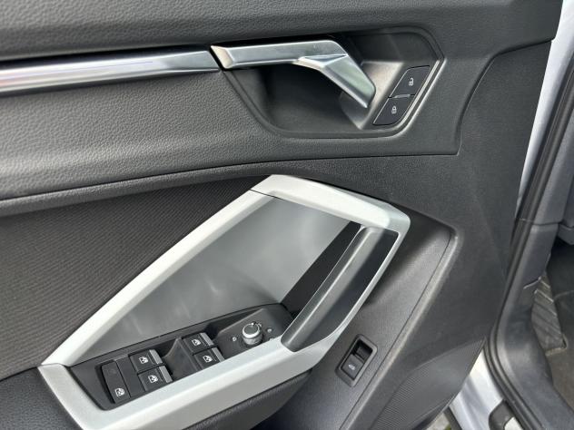 Audi Q3 35 TFSI 150 CV C.AUTOMATICO BUSINESS ADVANCED RETROCAMERA CARPLAY - Foto 7