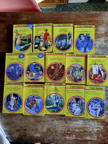 Il Giallo Mondadori, vari numeri