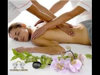 Massaggi - benessere Ancona - Massaggio a 4 mani per donna o lei di coppia. Tel:3316183867