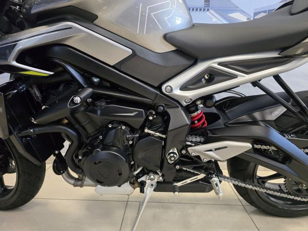 Triumph Street Triple 765 R - 06/2023 Km 7400 - Foto 9