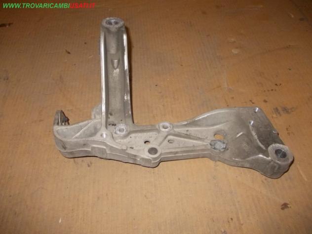 SUPPORTO BRACCIO OSCILLANTE SOSP. ANT. S. 1K0199299L VOLKSWAGEN GOLF (1K) 3 porte / 5 porte AUDI - A3 3 porte - 01-07-2008 - 01-08-2012, AUDI - A3 S