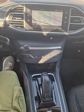 Peugeot 308 BlueHDi 130 EAT8 SW Business 2019 - Foto 7