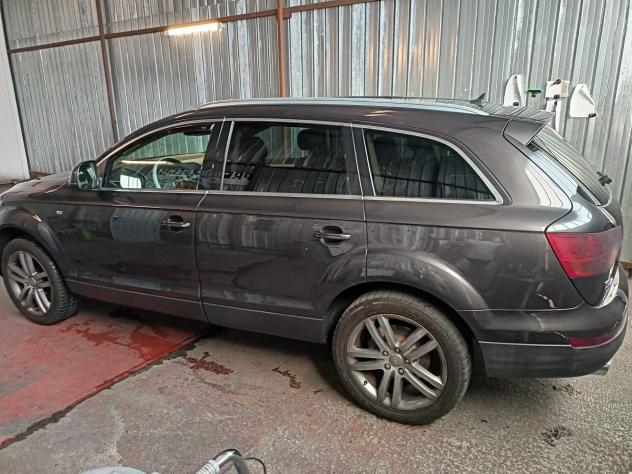 Audi Q7 3.0 V6 TDI 233CV quattro tiptronic 7 posti TETTO - Foto 7
