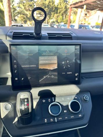 Land Rover Defender 90 3.0D I6 200 CV AWD Auto S DYNAMIC TETTO 6 POSTI GANCIO TRAINO - Foto 10