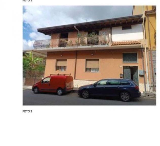 Immobile in asta di 203 m² con più di 5 locali e box auto in vendita a Aci Sant'Antonio - Foto 2