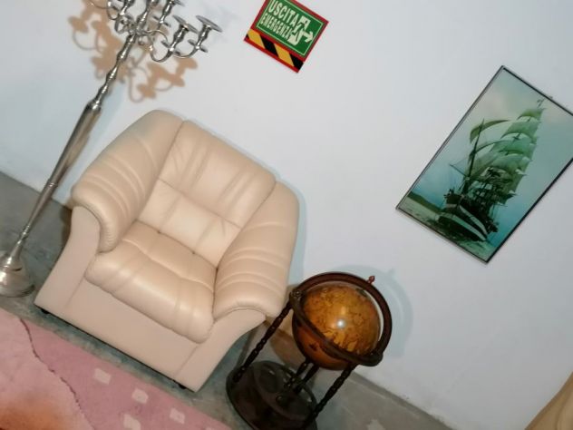 PRATICAMENTE NUOVO set divani in pelle CONSEGNA - Foto 5