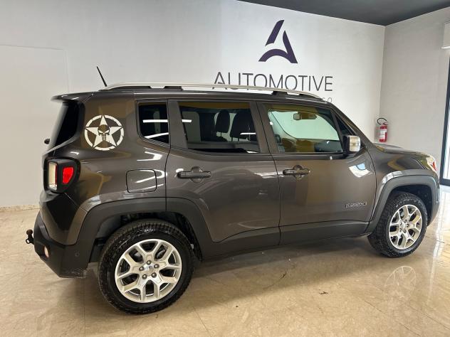 Jeep Renegade 2.0 Mjt 140CV 4WD Active Drive Limited - Foto 8