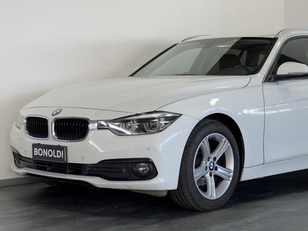 BMW Serie 3 316d Business Advantage Touring autom. - Foto 2