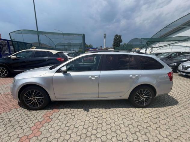 SKODA Octavia Octavia III Wagon Wagon 1.6 tdi cr Ambition 105cv rif. 23936622 - Foto 5